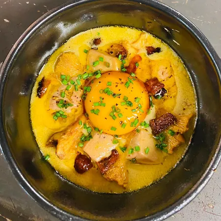 酒店 Logis Restaurant De Bastar 雷克图尔